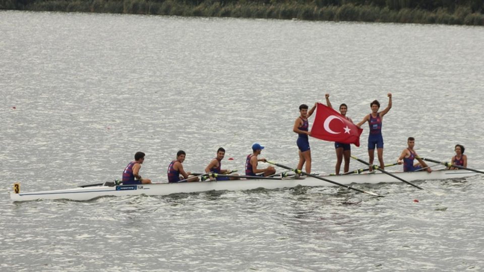 Milli kürekçiler Balkan Şampiyonası’nda 16 madalya kazandı