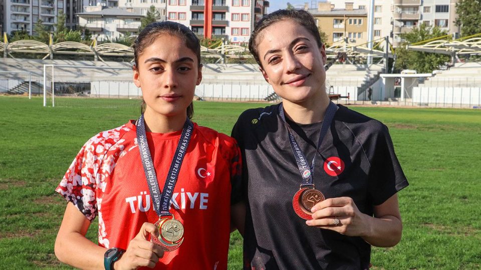 Siirtli 2 kız kardeş atletizmde yeni başarılara imza atmak istiyor