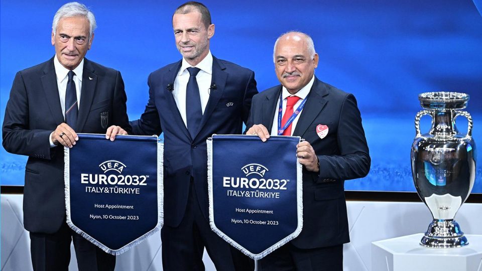 Mehmet Büyükekşi: Statların hazır olması çok önemliydi.