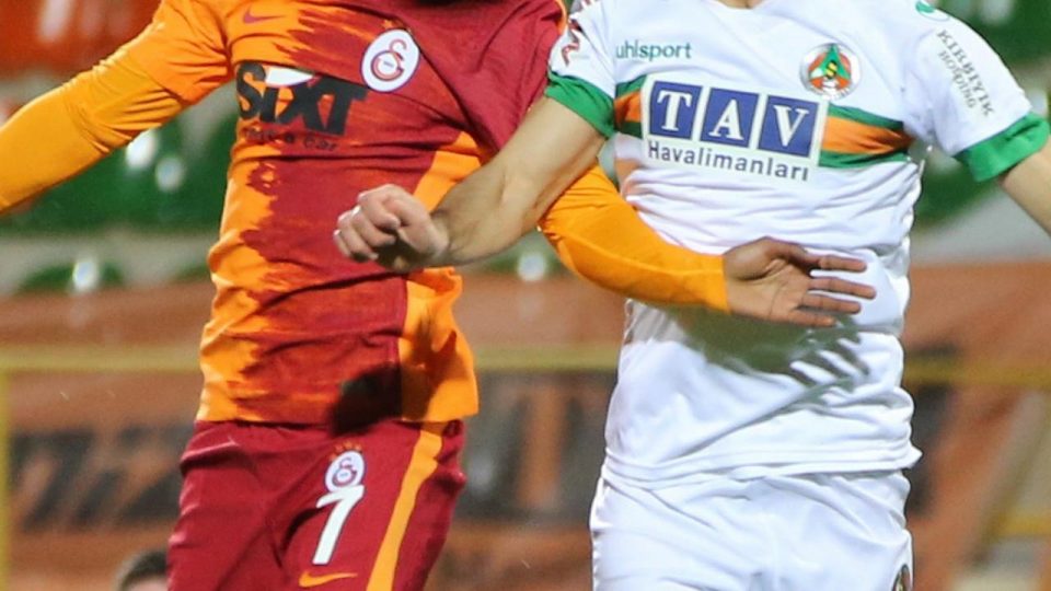 Galatasaray ile Alanyaspor 15. randevuda