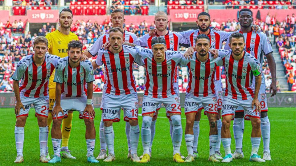 Samsunspor İstanbulspor maçında 6 ismi statü gereği oynatamayacak